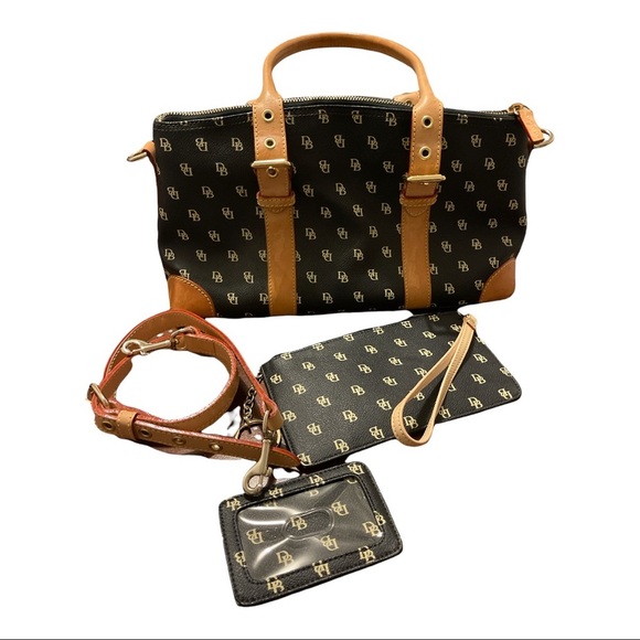 Dooney and Bourke Handbag with crossbody strap, wristlet and ID Holder - Picture 1 of 12